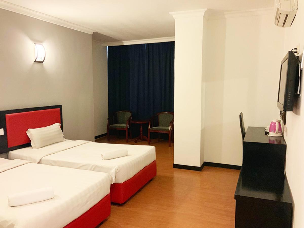 Golden Hotel Кота-Кинабалу Экстерьер фото