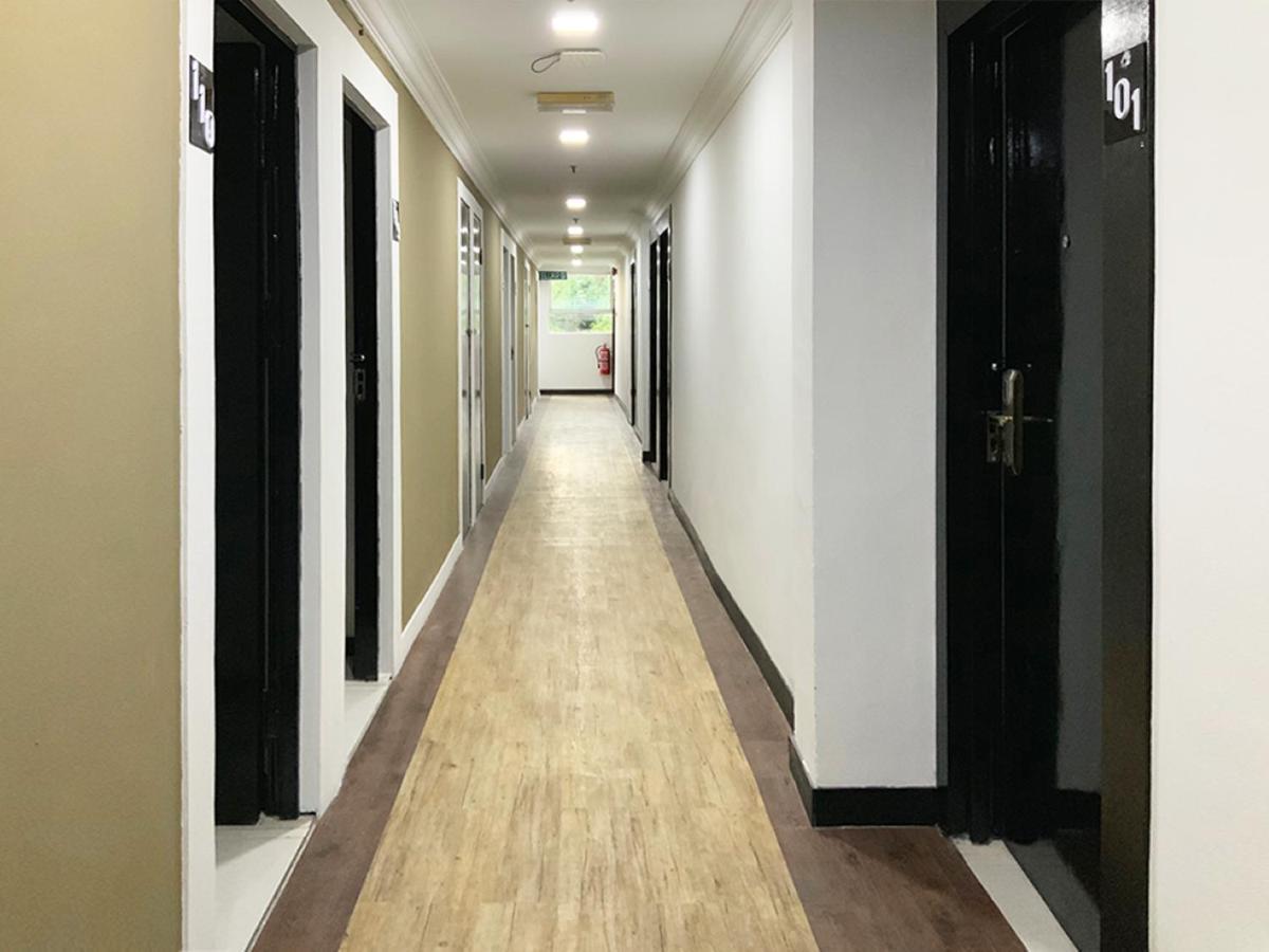 Golden Hotel Кота-Кинабалу Экстерьер фото