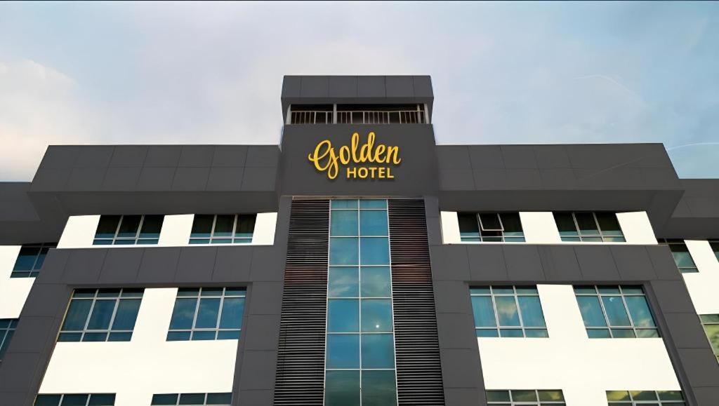 Golden Hotel Кота-Кинабалу Экстерьер фото